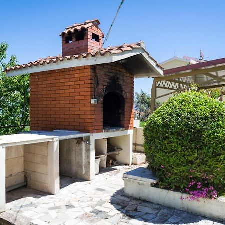 Holiday Home Kalinic Слатине Екстер'єр фото