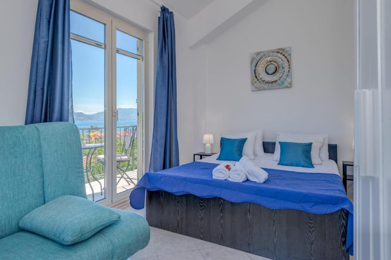 Holiday Home Kalinic Слатине Екстер'єр фото