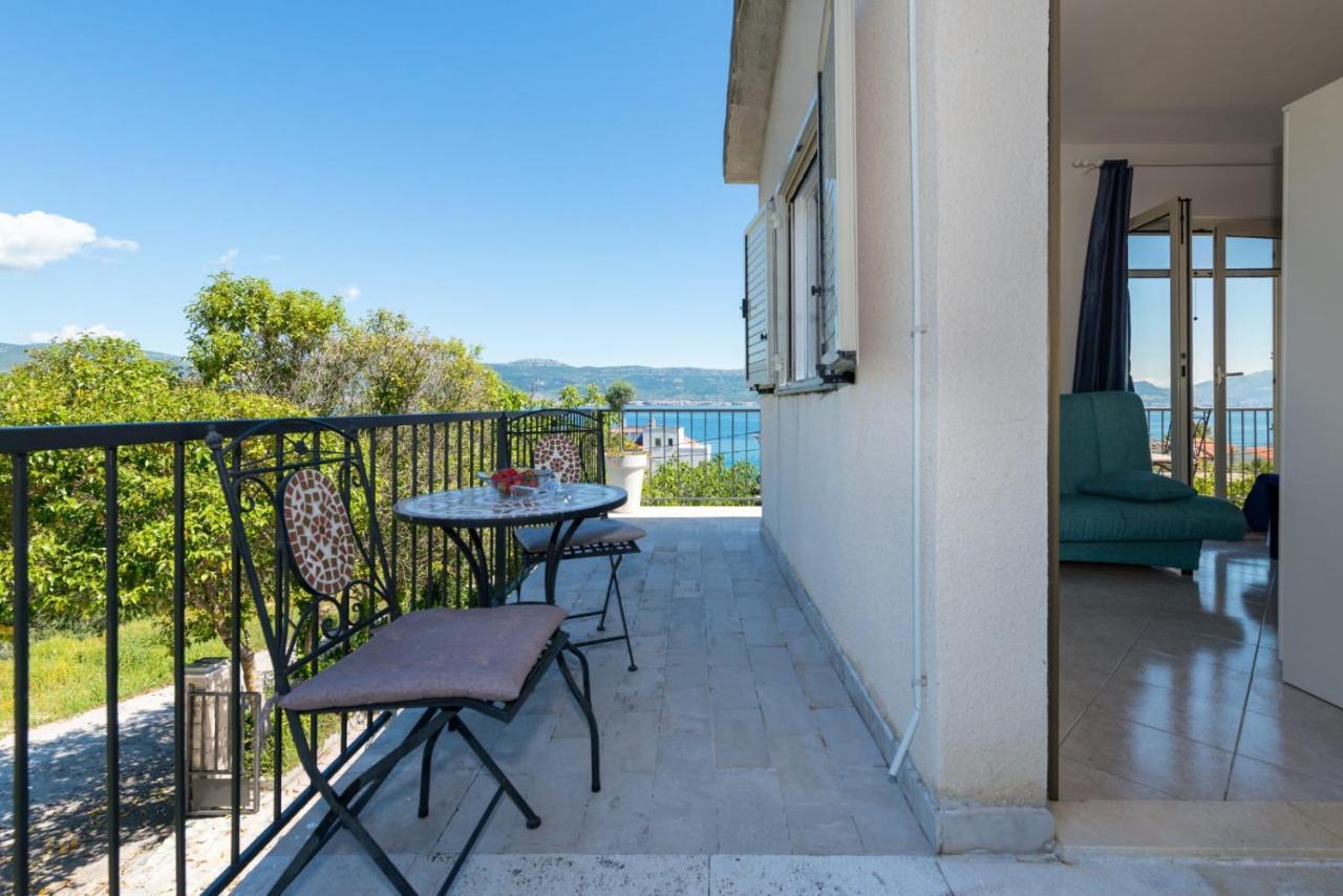 Holiday Home Kalinic Слатине Екстер'єр фото