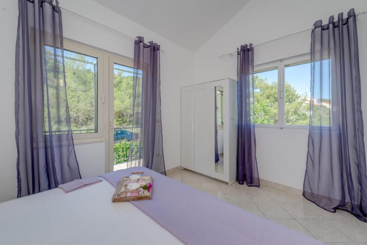 Holiday Home Kalinic Слатине Екстер'єр фото